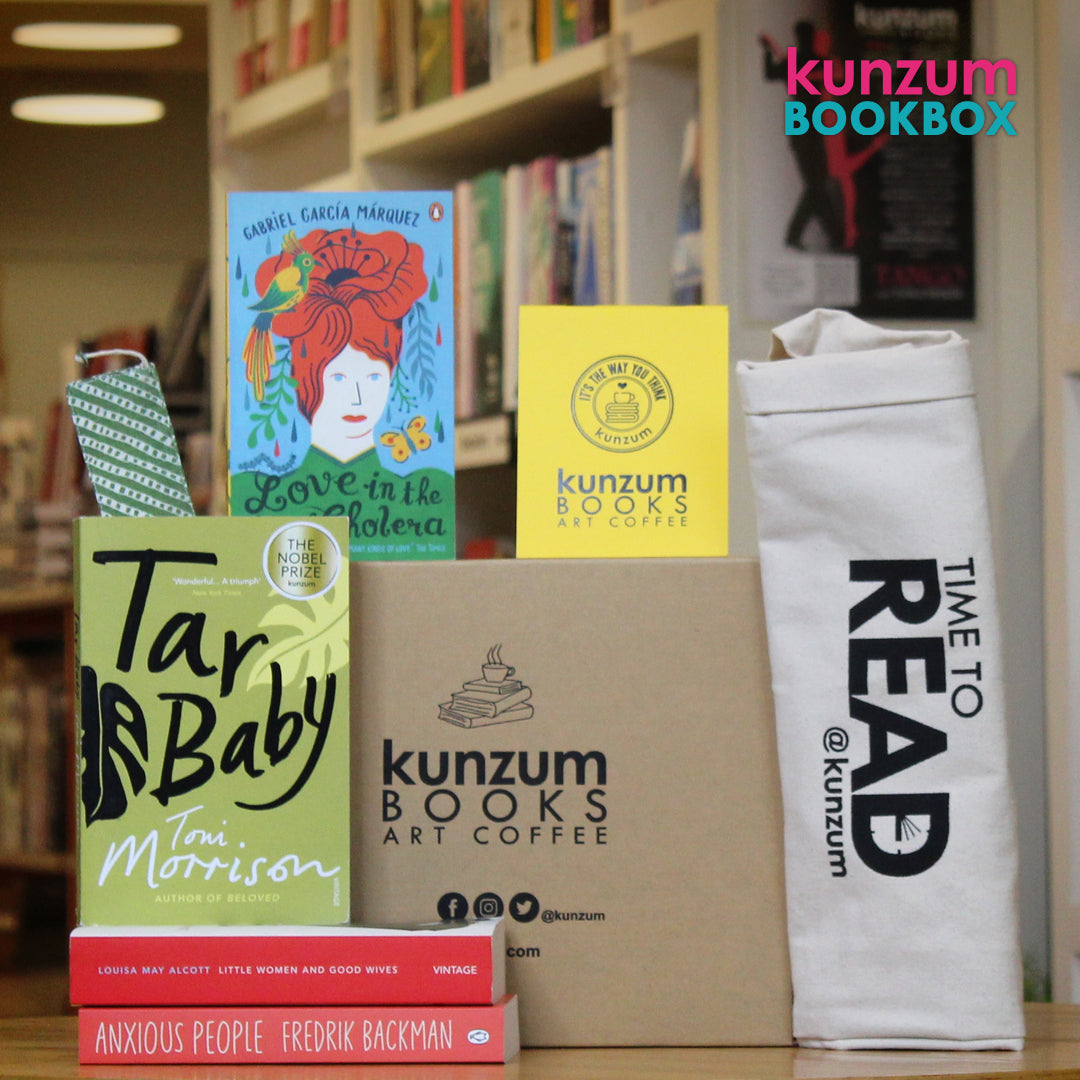 BOOK BOX: Cozy Reads