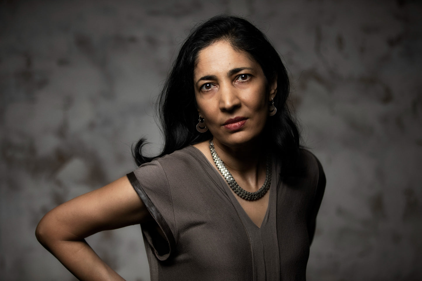 BOOKER SHORTLIST 2025: The Loneliness of Sonia and Sunny by Kiran Desai (HARDCOVER)