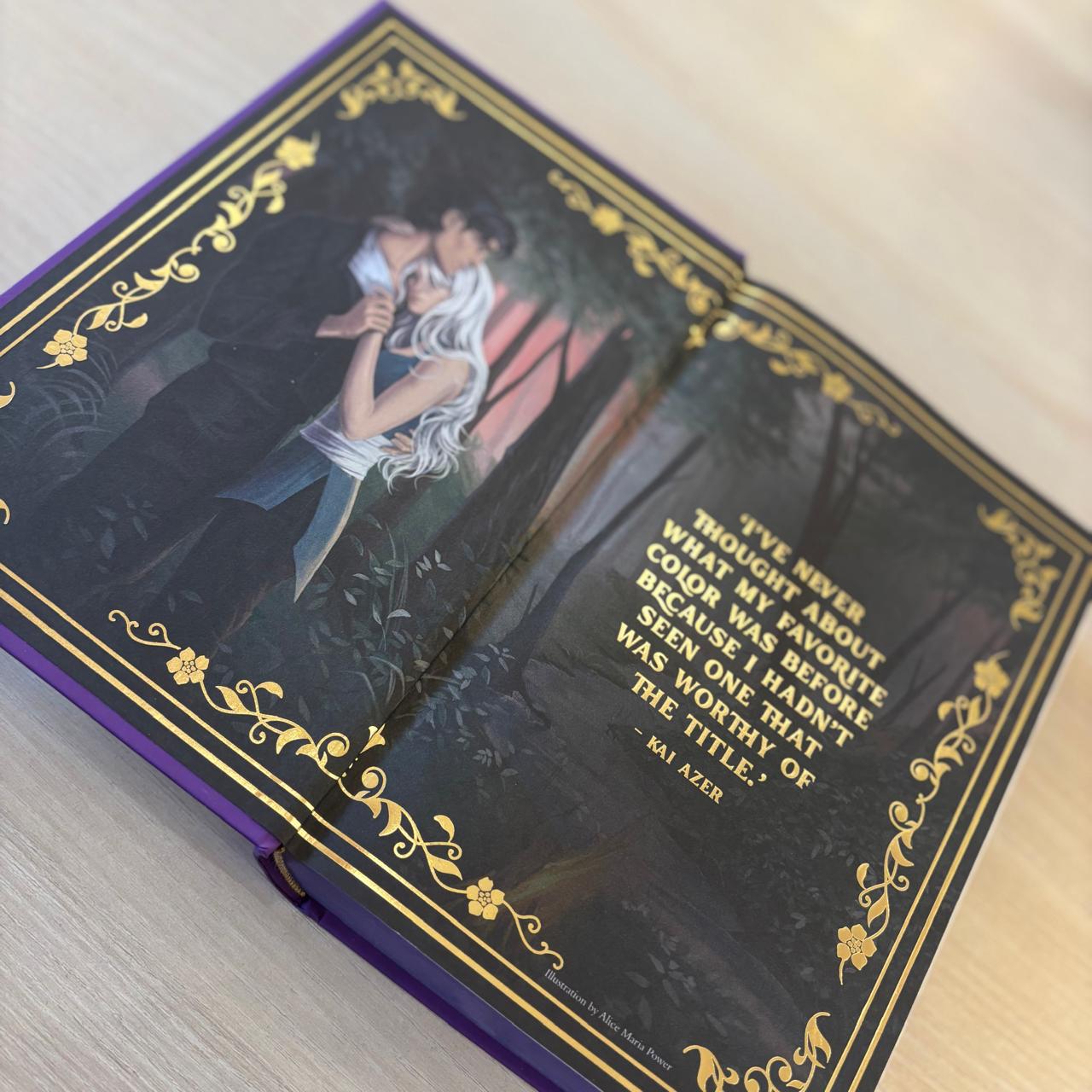 Powerless Ultra Deluxe Edition by Lauren Roberts